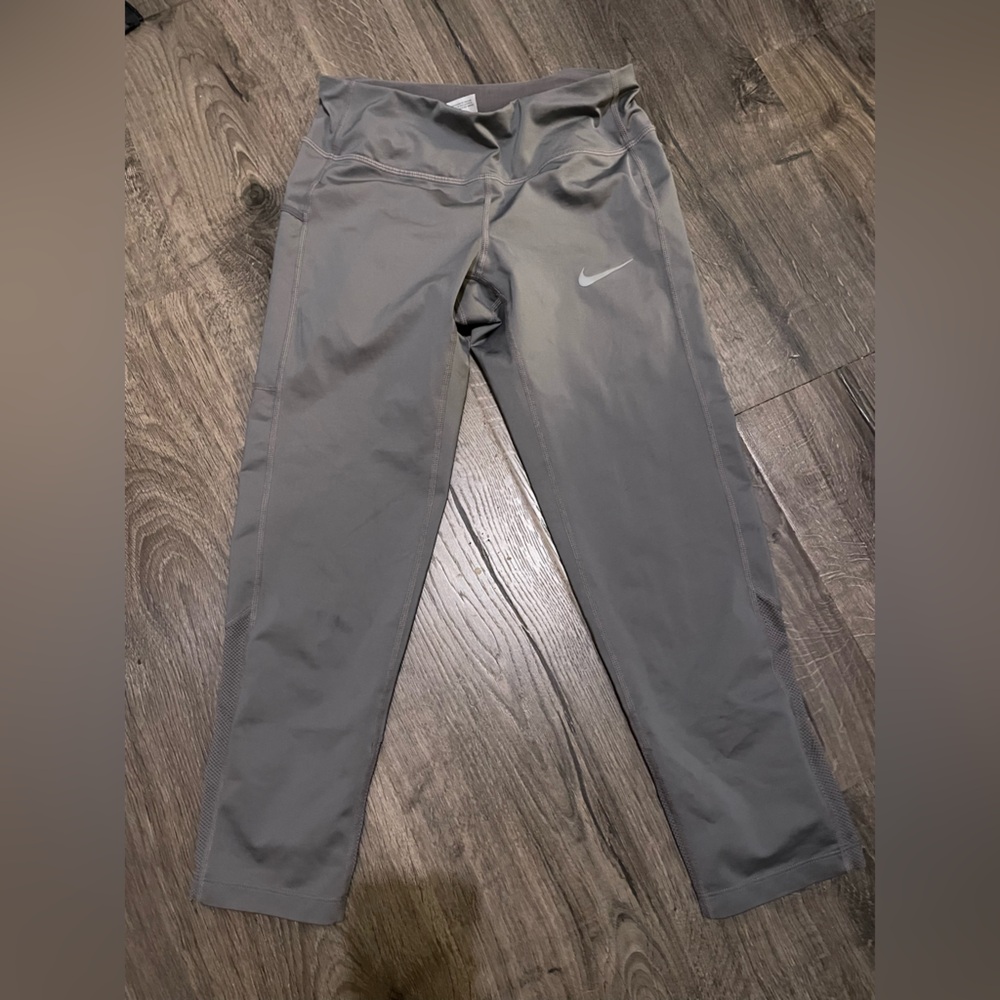 Nike Women’s Gray Athletic Pants
